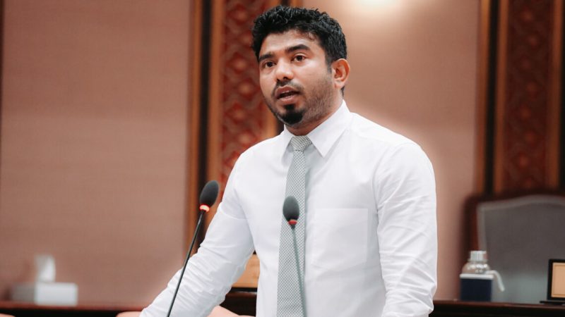 އެމްޑީޕީގެ ރައީސާއި ޢެޑްވައިޒަރަށް ވައްޑެ ކަމުނުދިޔައީ ފައްޔާޒް ވައްޑެއަށް ތާއީދުކުރުމުން